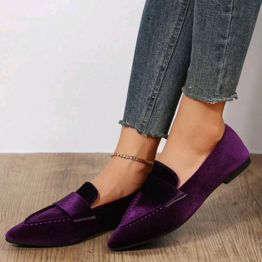 Ladies' Minimalist Pointed-toe Velvet Ballet Flats With Low Heel - Picture 2 of 4